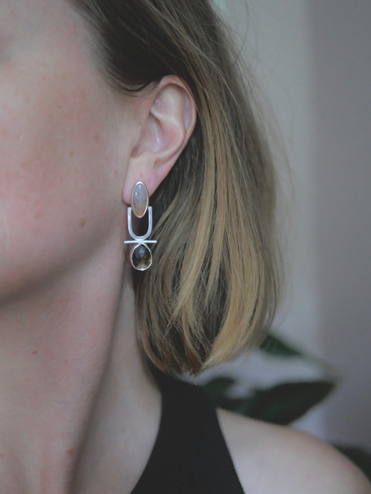The Lithic Earring
